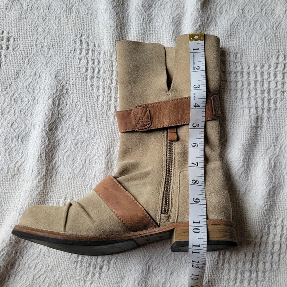 Modern Vintage Slouched Over the Ankle Zip up Belted Stacked Heel Boots - Picture 11 of 13